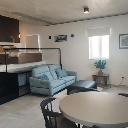 No 60, 3Rd Floor, Centrally Located, Fully Equipped Studio Apt Floriana Kültér fotó